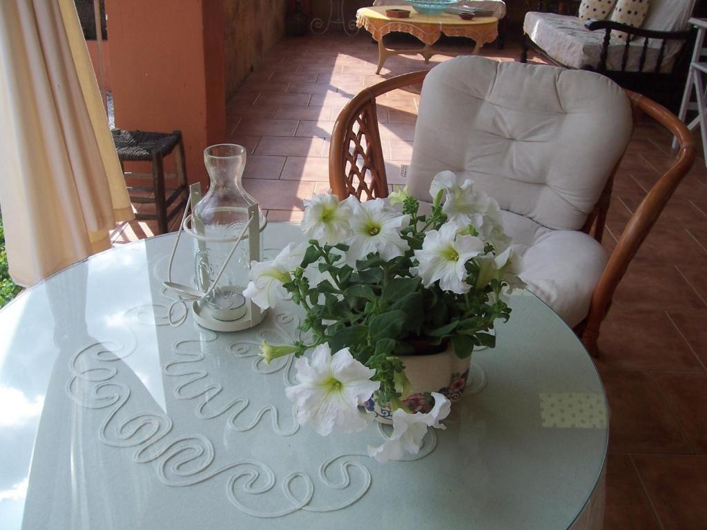 Laurel De La Reina Bed & Breakfast - Boutique La Zubia  Zewnętrze zdjęcie
