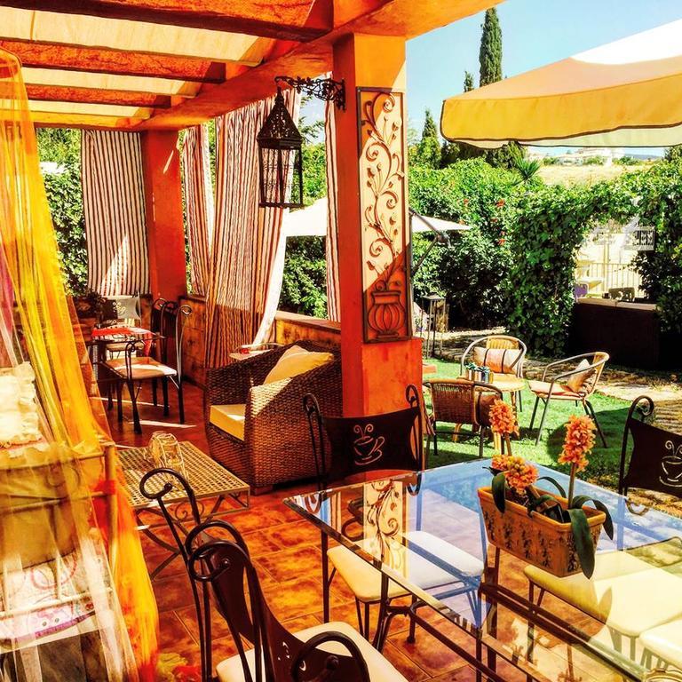 Laurel De La Reina Bed & Breakfast - Boutique La Zubia  Zewnętrze zdjęcie