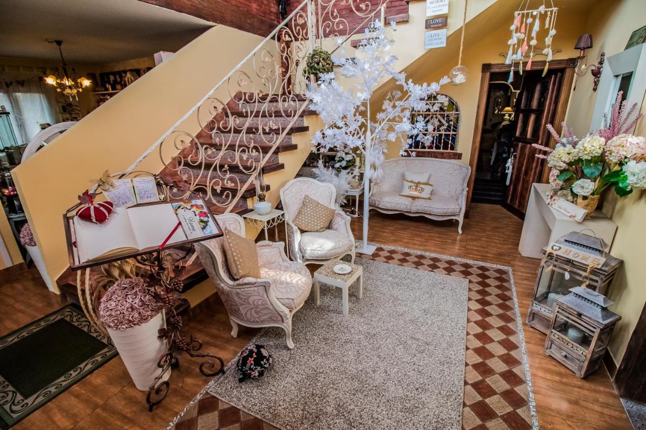 Laurel De La Reina Bed & Breakfast - Boutique La Zubia  Zewnętrze zdjęcie