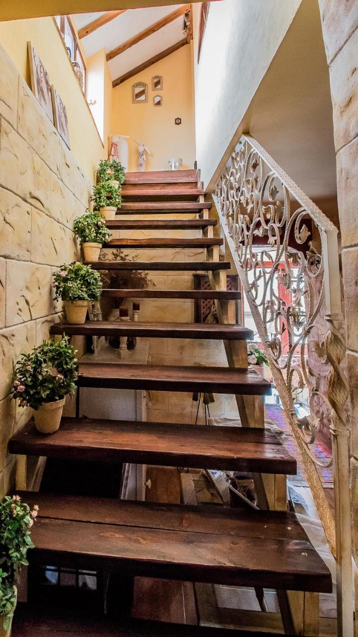 Laurel De La Reina Bed & Breakfast - Boutique La Zubia  Zewnętrze zdjęcie